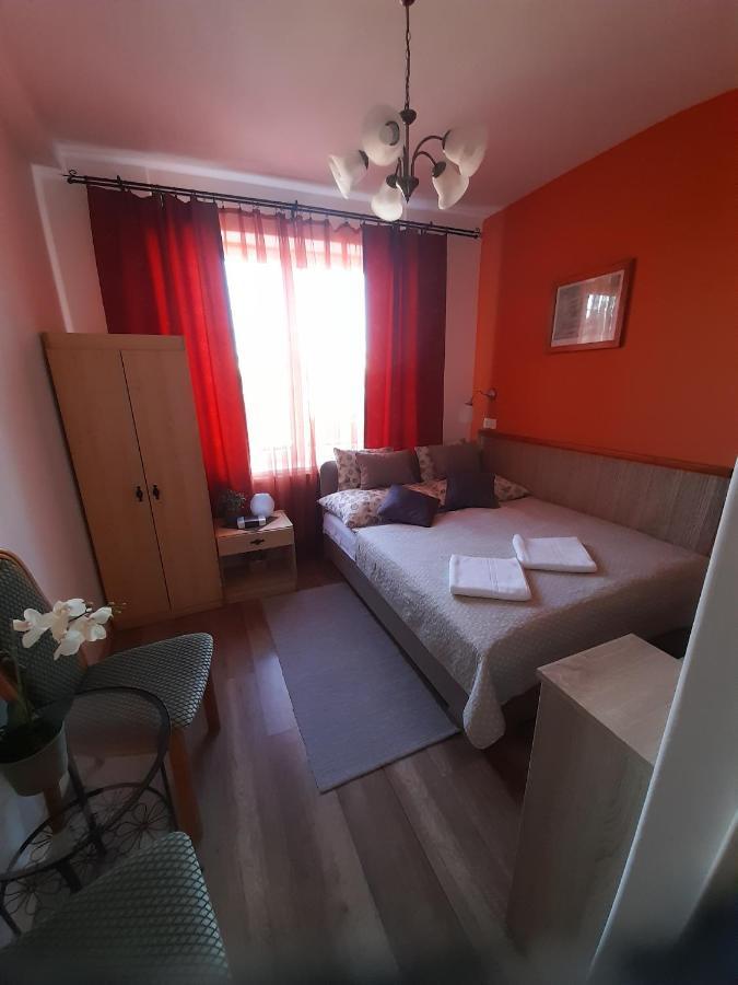 Zoeld Sziget Vendeghaz Hotel Егер Екстериор снимка