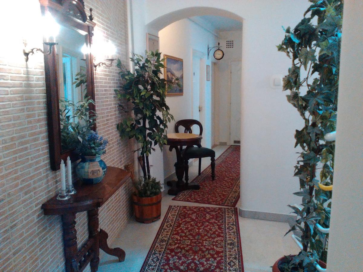 Zoeld Sziget Vendeghaz Hotel Егер Екстериор снимка